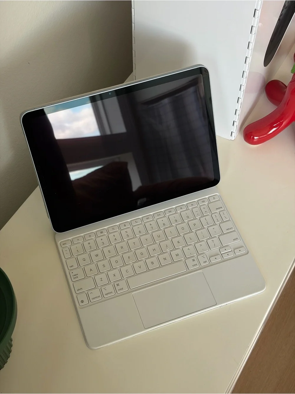 Apple iPad Air 11in Bundle